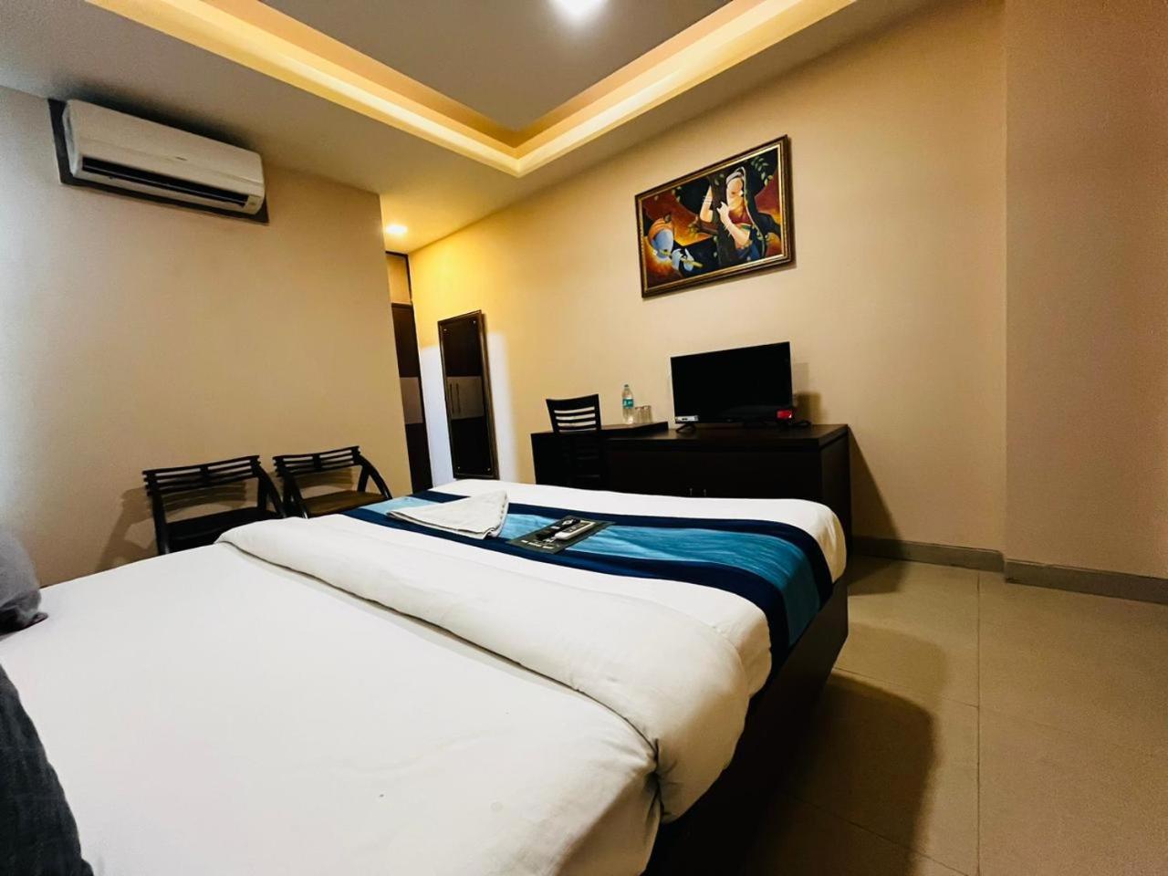 Hotel Mvr Stay By Admire Inn Noida Luaran gambar